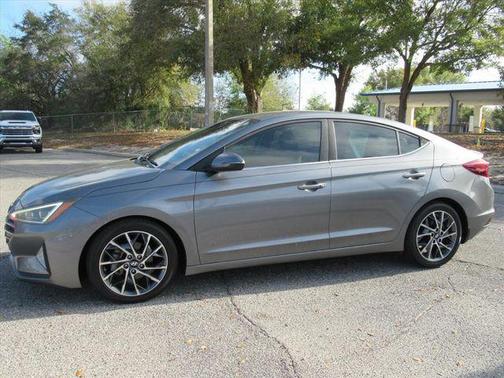 2019 Hyundai ELANTRA Limited