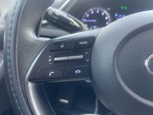 2021 Hyundai SONATA SE