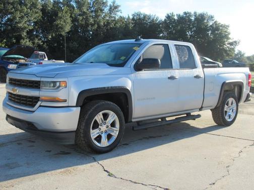 Silver Ice Metallic 2018 Chevrolet Silverado 1500 Custom