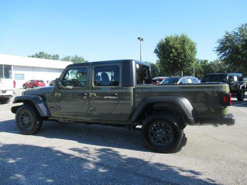 2025 Jeep Gladiator Sport S