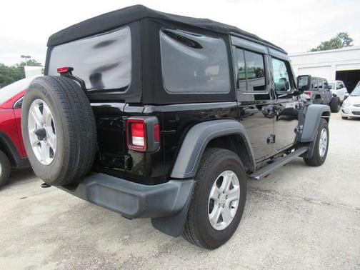Black Clearcoat 2018 Jeep Wrangler Unlimited Sport