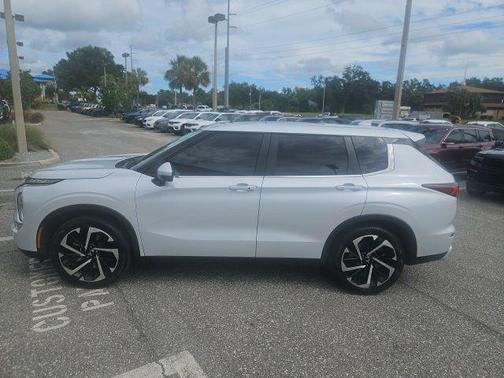 2024 Mitsubishi Outlander SE 2.5 2WD