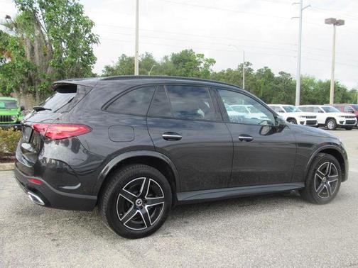 2025 Mercedes-Benz GLC 300 Base