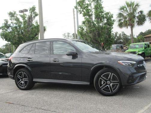 2025 Mercedes-Benz GLC 300 Base