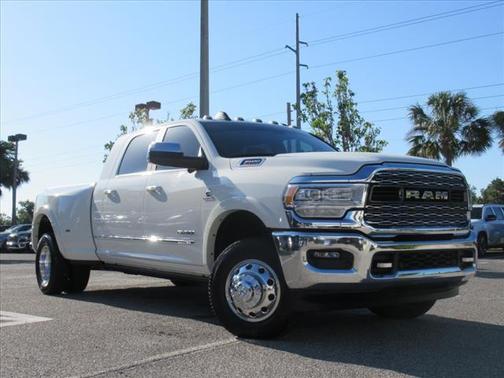 2022 RAM 3500 Limited Mega Cab 4x4 6'4' Box