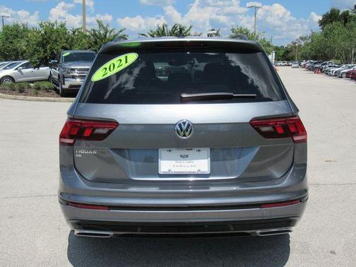 2021 Volkswagen Tiguan 2.0T SE R-Line Black