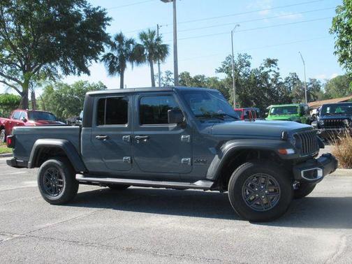 2025 Jeep Gladiator Sport S