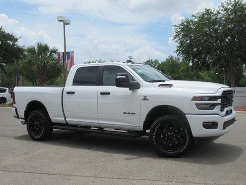 2025 RAM 2500 Big Horn Crew Cab 4x4 6'4' Box