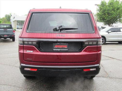 Velvet Red Pearlcoat 2026 Jeep Grand Wagoneer Limited Reserve 4x4