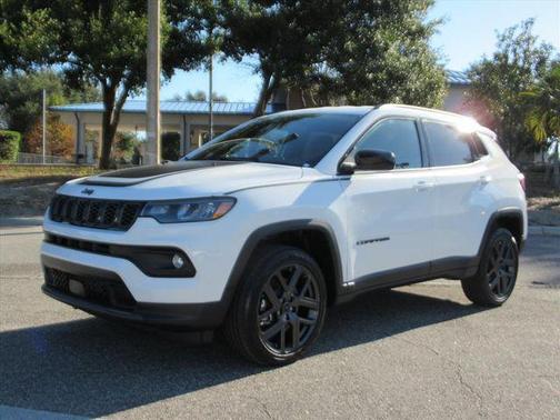 2026 Jeep Compass Latitude Altitude