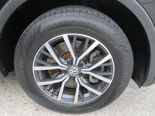 2019 Volkswagen Tiguan 2.0T SE