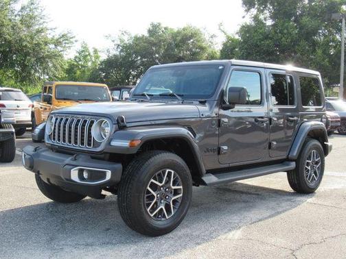 2025 Jeep Wrangler 4-Door Sahara 4x4
