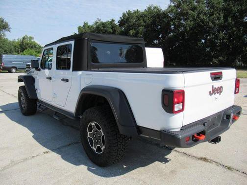 Bright White Clearcoat 2022 Jeep Gladiator Mojave 4x4