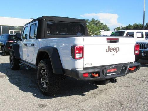 Bright White Clearcoat 2022 Jeep Gladiator Mojave 4x4