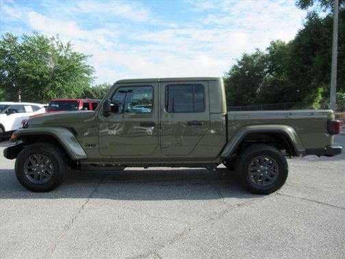 41 2026 Jeep Gladiator Sport S