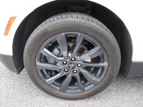 Iridescent Pearl Tricoat 2023 Chevrolet Equinox AWD RS
