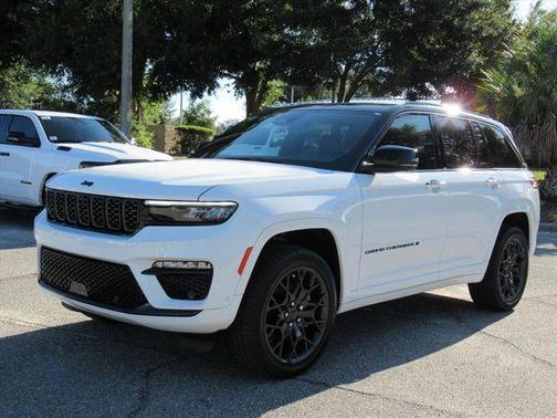 2025 Jeep Grand Cherokee Summit