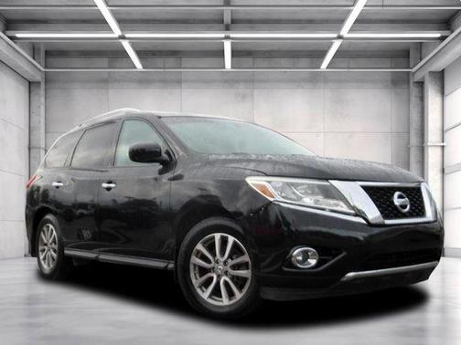 2015 Nissan Pathfinder SV
