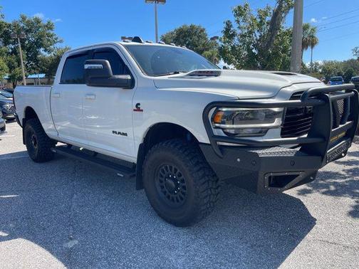 2023 RAM 2500 Laramie Crew Cab 4x4 6'4' Box