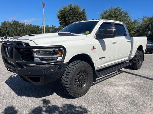 2023 RAM 2500 Laramie Crew Cab 4x4 6'4' Box