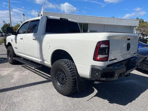 2023 RAM 2500 Laramie Crew Cab 4x4 6'4' Box
