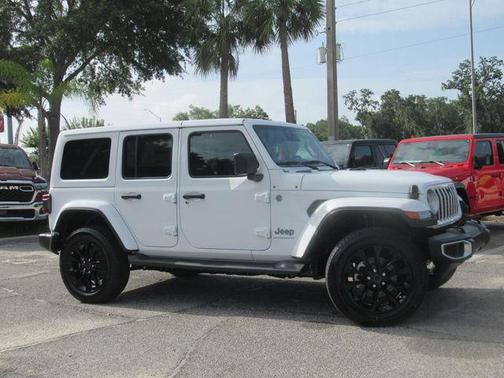 2025 Jeep Wrangler 4xe Sahara