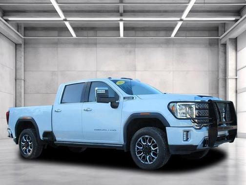 White Frost Tricoat 2023 GMC Sierra 2500 Denali