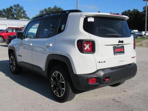 Alpine White 2023 Jeep Renegade Trailhawk