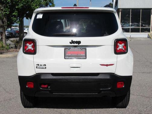 Alpine White 2023 Jeep Renegade Trailhawk