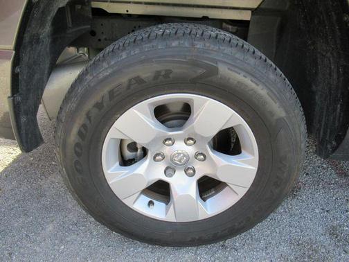 Granite Crystal Metallic Clearcoat 2023 RAM 1500 Big Horn/Lone Star
