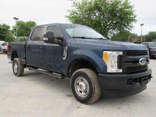 Blue Jeans Metallic 2017 Ford F-250 XL