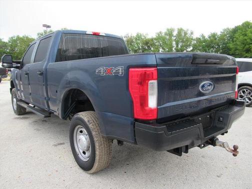 Blue Jeans Metallic 2017 Ford F-250 XL