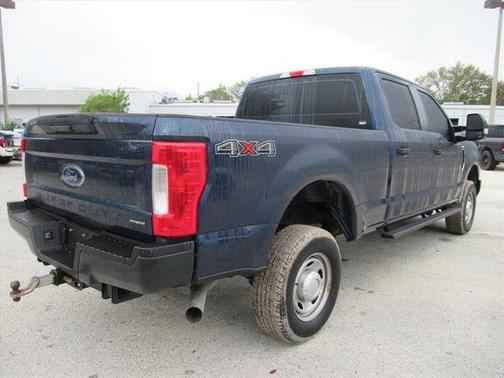 Blue Jeans Metallic 2017 Ford F-250 XL