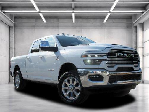 2025 RAM 2500 Laramie Crew Cab 4x4 6'4' Box