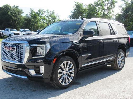 Midnight Blue Metallic 2024 GMC Yukon Denali