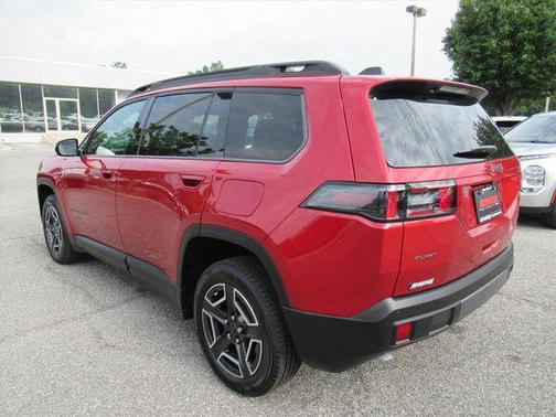 Red Hot Pearlcoat 2026 Jeep Cherokee Limited