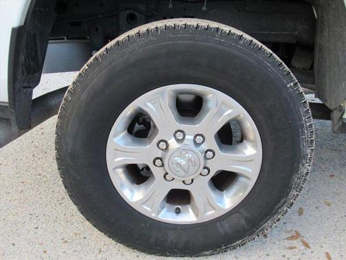 Bright White 2024 RAM 2500 Big Horn Crew Cab 4x4 6'4' Box