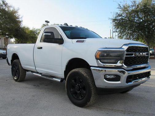 2023 RAM 2500 Tradesman Regular Cab 4x4 8' Box
