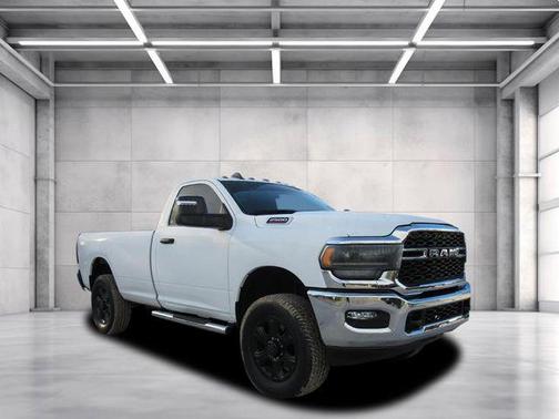 2023 RAM 2500 Tradesman Regular Cab 4x4 8' Box
