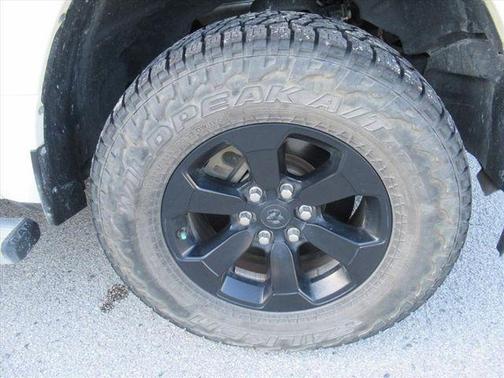 Bright White Clearcoat 2023 RAM 1500 Big Horn/Lone Star