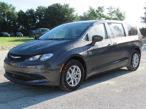 Granite 2023 Chrysler Voyager LX