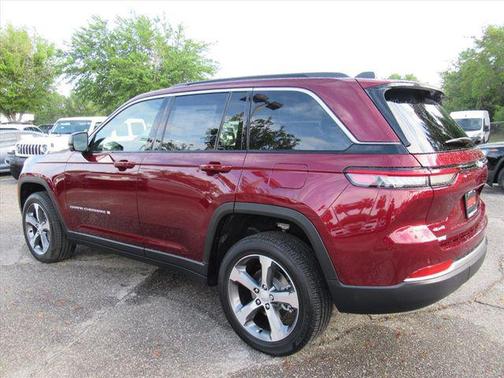 Velvet Red Pearlcoat 2026 Jeep Grand Cherokee Limited