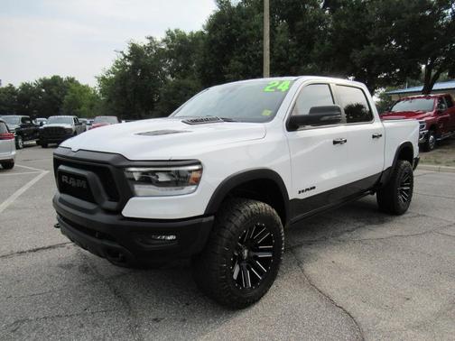 Bright White Clearcoat 2024 RAM 1500 Rebel