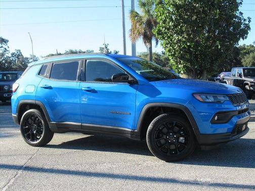 2026 Jeep Compass Latitude Altitude