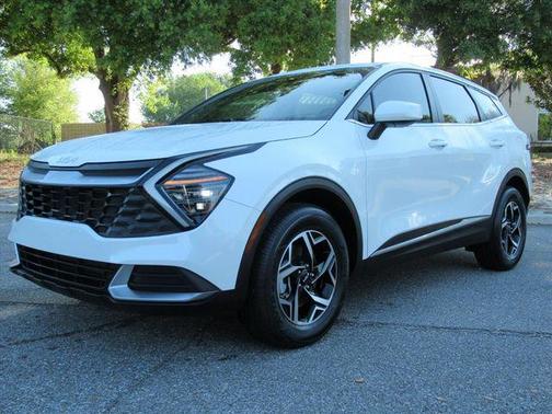 2024 Kia Sportage LX