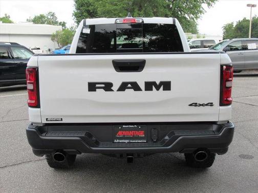 Bright White Clearcoat 2026 RAM 1500 Warlock Crew Cab 4x4 5'7' Box