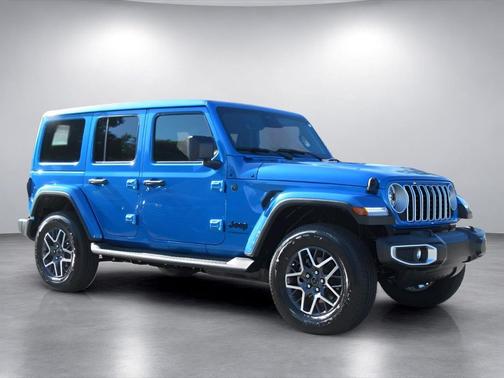 hydro blue pearlcoat 2026 Jeep Wrangler 4-Door Sahara 4x4