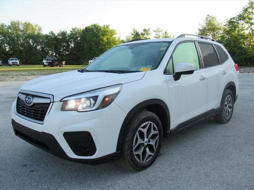 Crystal White Pearl 2020 Subaru Forester Premium