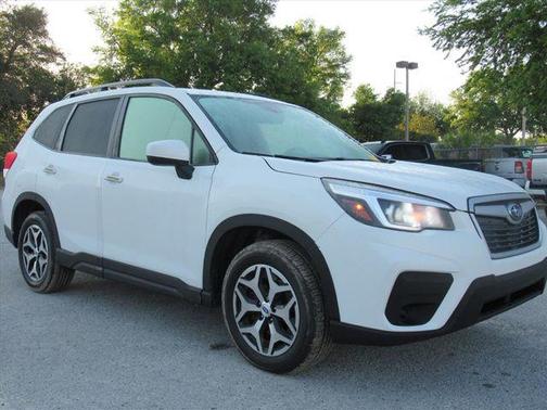 Crystal White Pearl 2020 Subaru Forester Premium