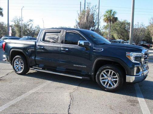 2022 GMC Sierra 1500 SLT